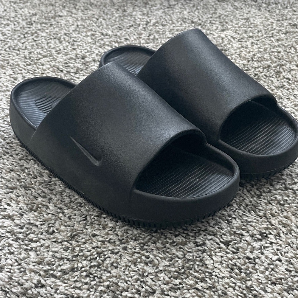 Nike Women’s Black Comfort Slides Size 7 Great Condition